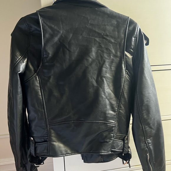 Zara Women's Sleek Black Leather Biker Moto Jacket - Picture 2 of 3